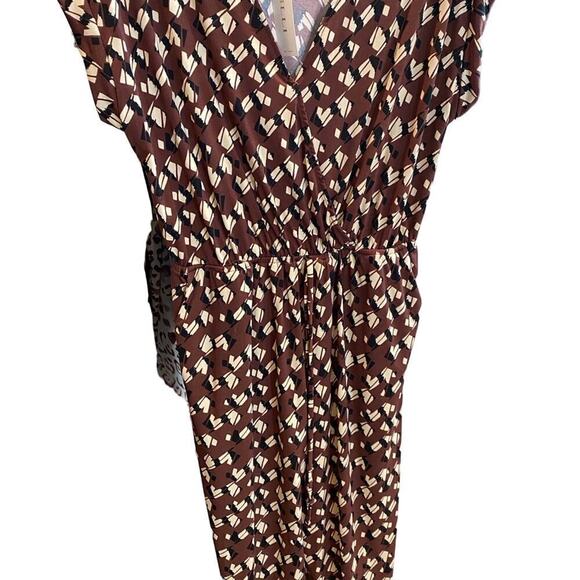 🛍️ G.I.L.I. Brown Jumpsuit w/ Black & White Ascents (NWT) - Picture 4 of 4